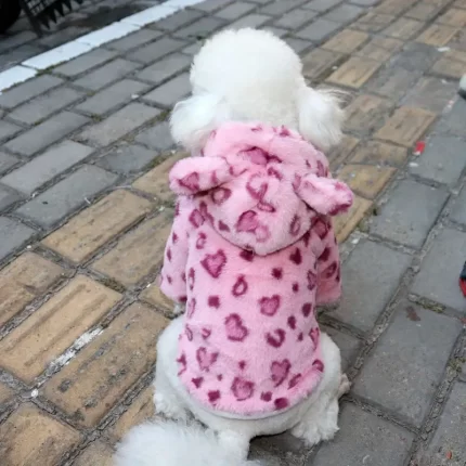 Abrigo de peluche animal print rosado c/capucha. Talle L