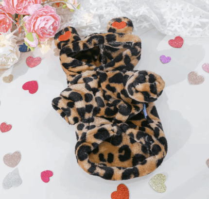 Abrigo animal print c/capucha y orejitas. Talle L