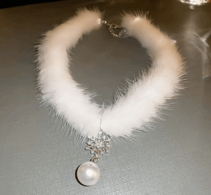 Collar p/felinos c/dije de perlas.Talle M