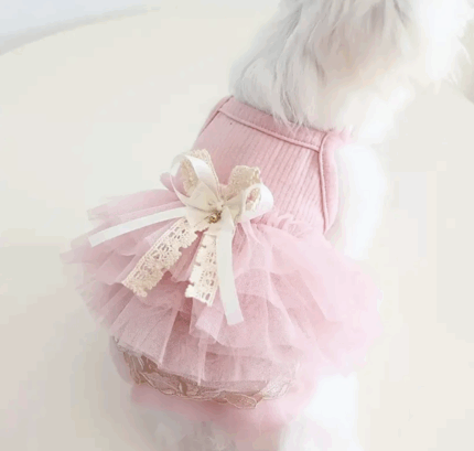 Vestido de algodon rosa c/tutu de puntillas. Talle M