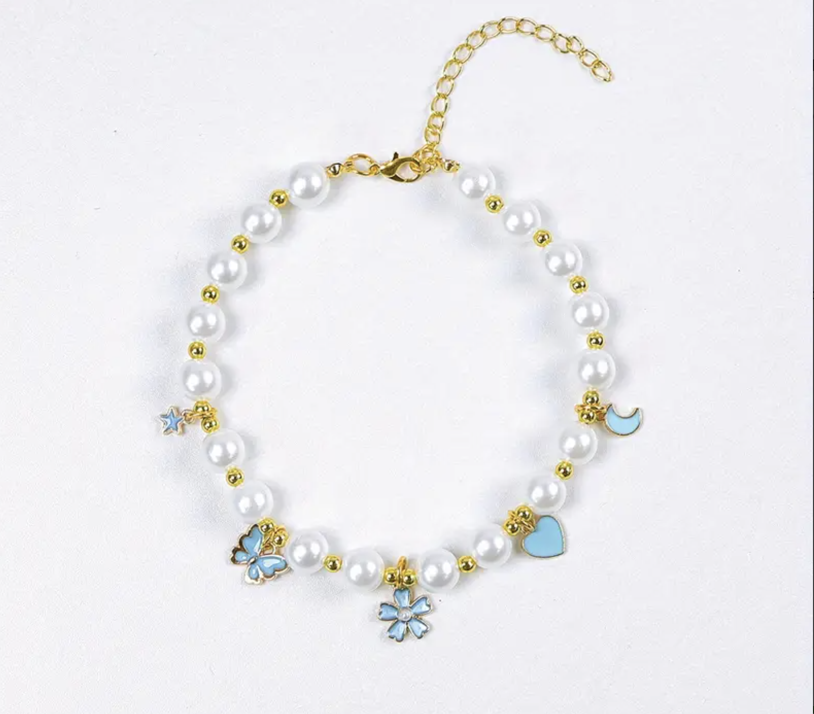 Collar de perlas c/dijes .Talle M