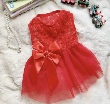 Vestido rojo decorado c/flores y tutu.Talle M